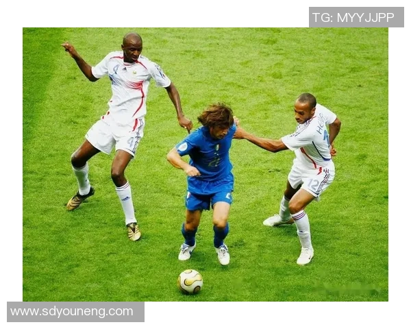 历史各国足球明星的辉煌成就与传奇故事探讨 历史各国足球明星的辉煌成就与传奇故事探讨