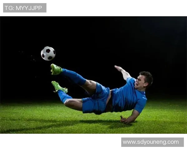 足球明星与大猩猩的相似之处揭秘你能想到谁呢 足球明星与大猩猩的相似之处揭秘你能想到谁呢