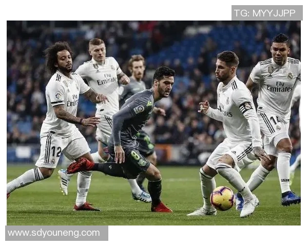 皇马与利物浦激战正酣实况比分实时更新与精彩回顾